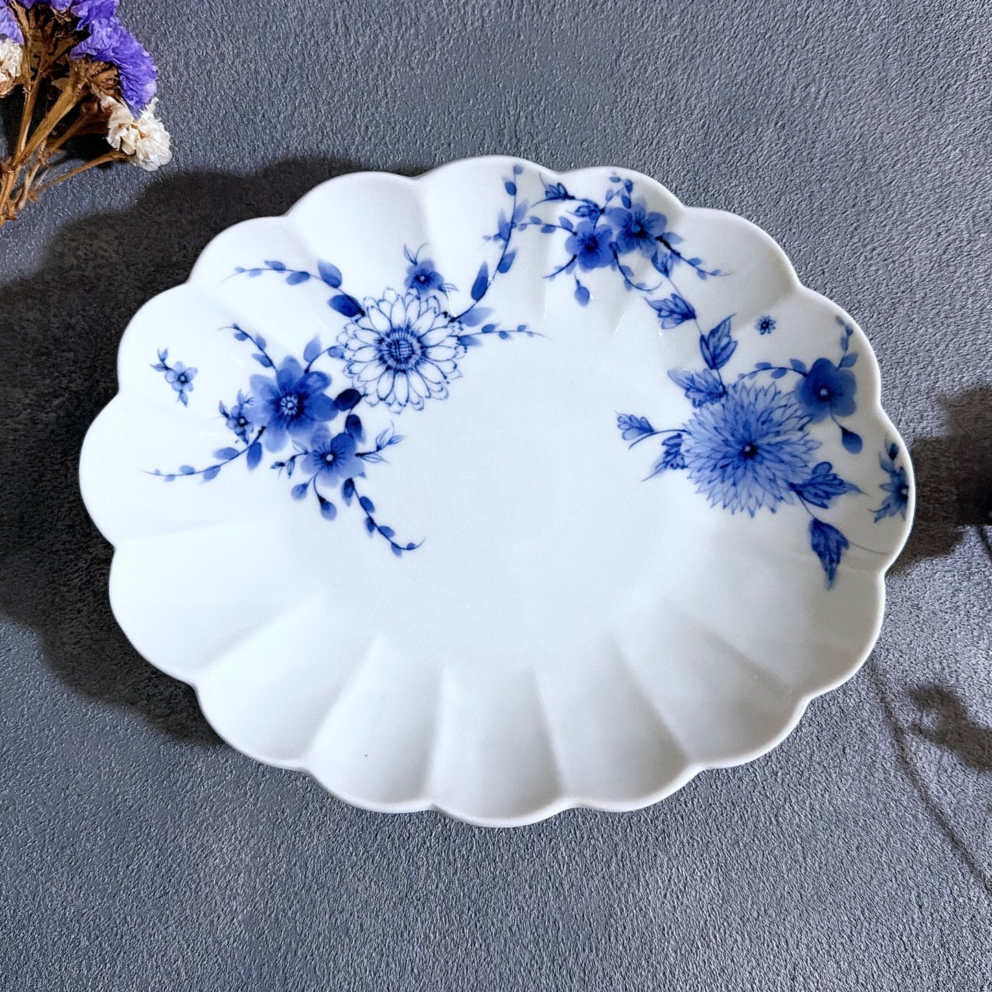 九谷焼　楕円皿　染付　花舞　菊　陶磁器　渡辺秀代【予約商品】
