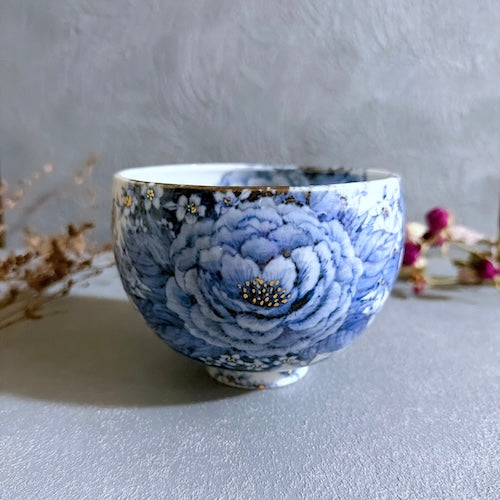 九谷焼　抹茶碗　染付　金彩　牡丹　陶磁器 【予約商品】