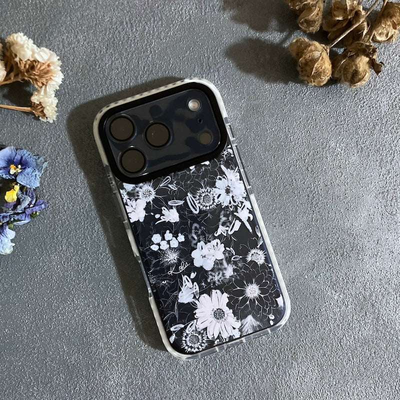 iPhoneケース 花柄クリアスマホケース ライトピンク｜やわらかく大人可愛いデザイン 耐衝撃 Flowery Dance | Kohii クッションカバー